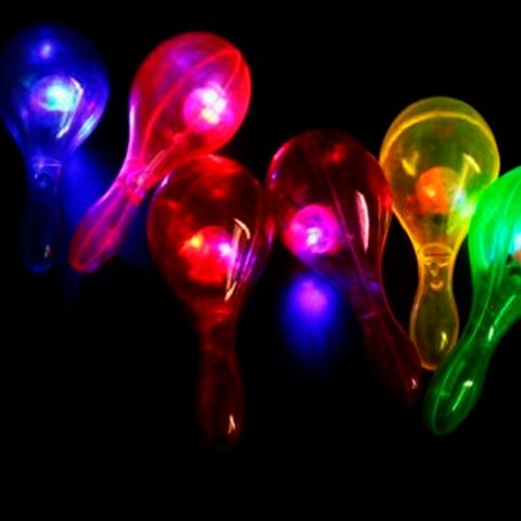 Imagen de Maraca luminosa transparente varios colores 15,5 cm
