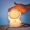 Imagen de Lámpara Veladora Astronauta Silicona Luz Led Multicolor USB