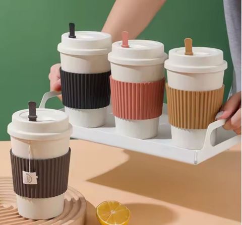 Imagen de Vaso Take Away con tapa y banda de protección calor y antideslizante