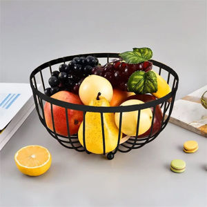 Imagen de Canasto Frutero en metal negro con base en bambu