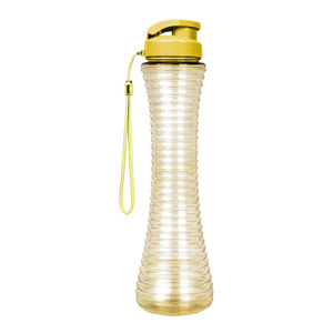 Imagen de Botella plastica con pico dispensador